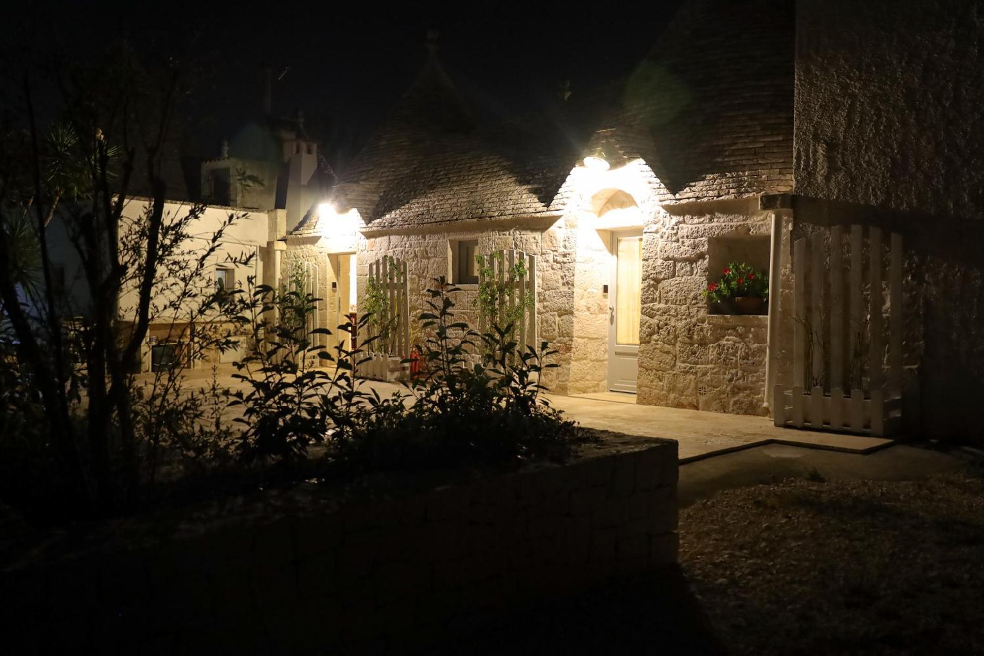 I Trulli Di Nonno Battista Villa Locorotondo Buitenkant foto