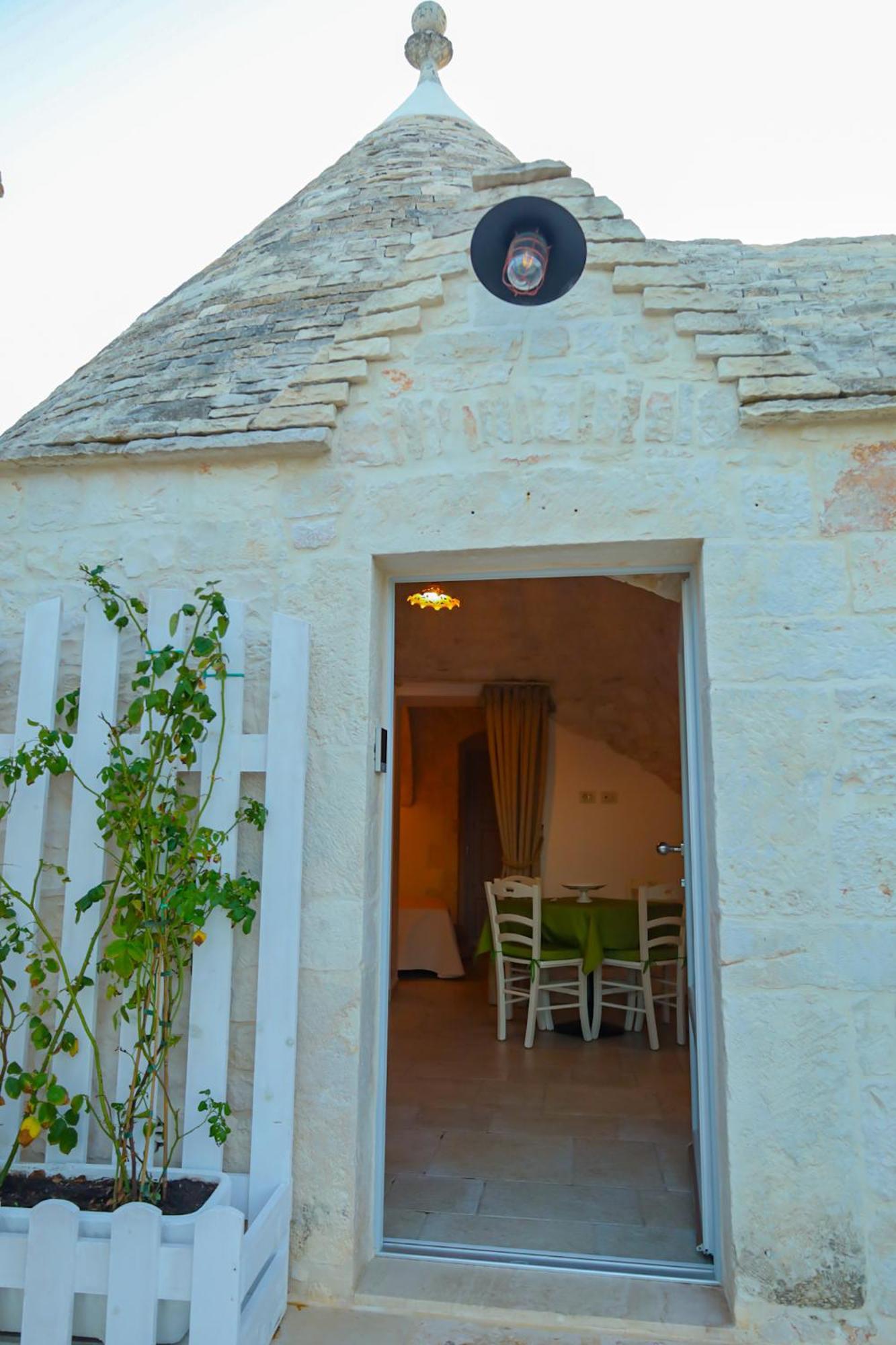 I Trulli Di Nonno Battista Villa Locorotondo Buitenkant foto